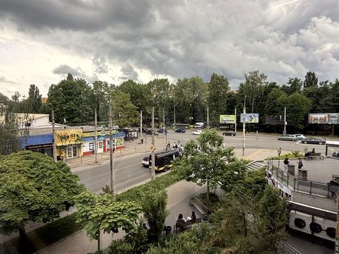 комерційна за адресою Панаса Мирного вул., 1