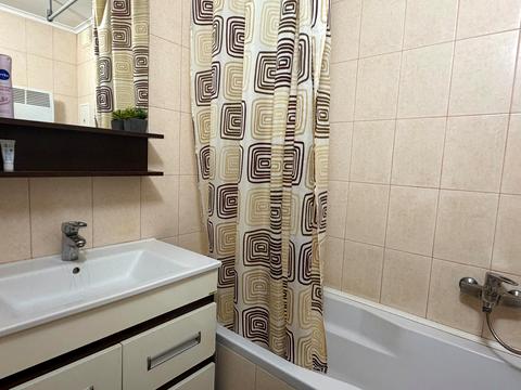 квартира за адресою Андрія Малишка вул., 37
