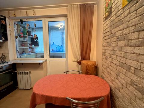 квартира за адресою Андрія Малишка вул., 37