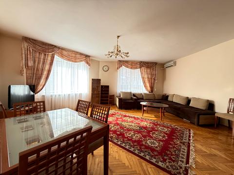 квартира по адресу Александра Конисского ул., 52-58