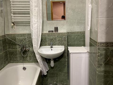 квартира по адресу Кропивницкого пл., 1