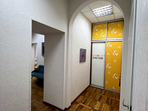 комерційна за адресою Академіка Богомольця вул., 7/14