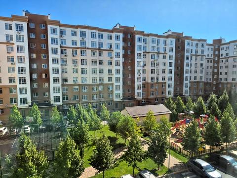 квартира за адресою Героїв Небесної Сотні просп., 40/1