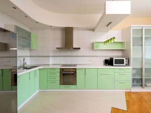 квартира за адресою Олександра Кониського вул., 28А-30А
