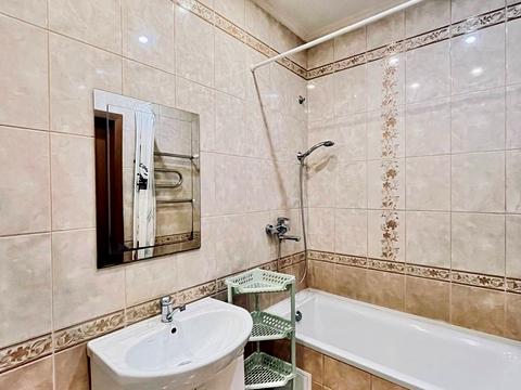 квартира за адресою Освіти вул., 4
