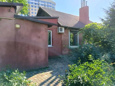 дом по адресу Компасный пер.