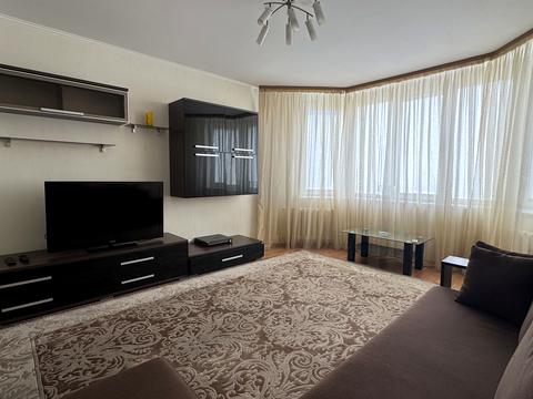 квартира за адресою Миколи Бажана просп., 10