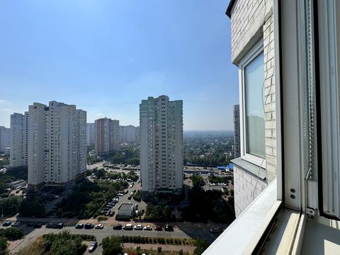 квартира за адресою Миколи Бажана просп., 10