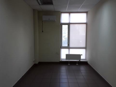 комерційна за адресою Харківське шосе, 17-А