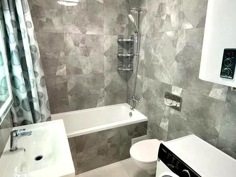 квартира за адресою Залізнична вул., 9А