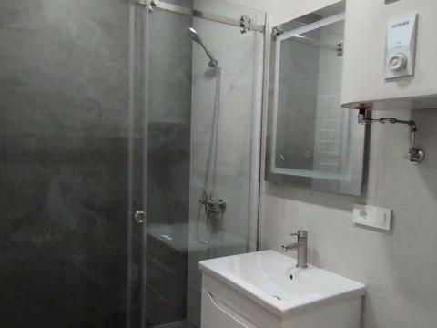квартира за адресою Ковалевського узвіз, 7