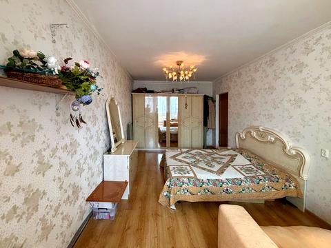 квартира за адресою Гната Хоткевича вул., 65а