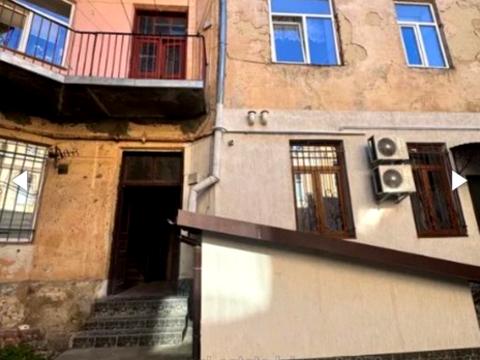 квартира за адресою Пантелеймона Куліша вул., 12
