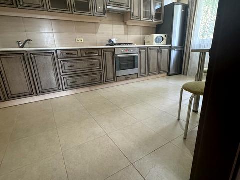квартира за адресою Червоної Калини просп., 64