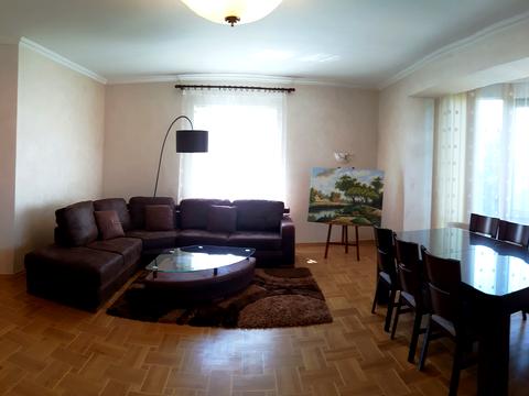 квартира за адресою Івана Мазепи вул. (Січневого Повстання), 10