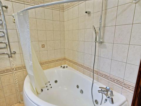 квартира за адресою Івана Мазепи вул. (Січневого Повстання), 10
