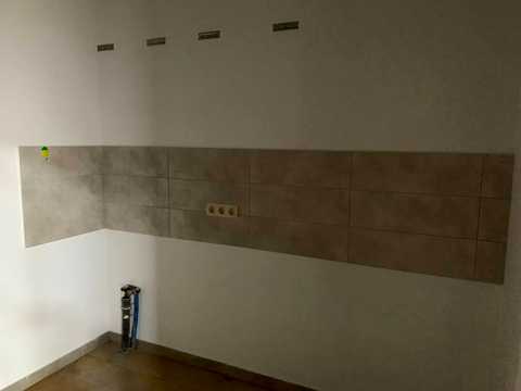 комерційна за адресою Ревуцького вул., 40-Б