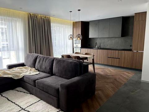 квартира за адресою Залізнична вул., 9Б