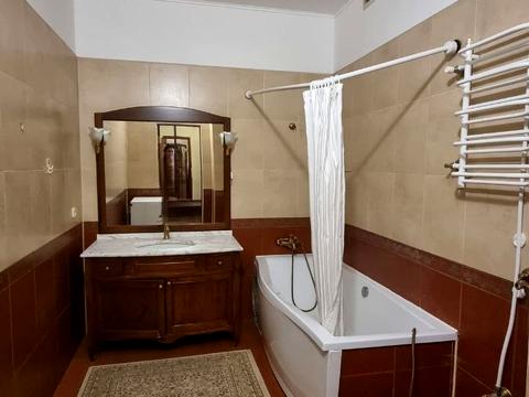 квартира за адресою Саксаганського вул., 121