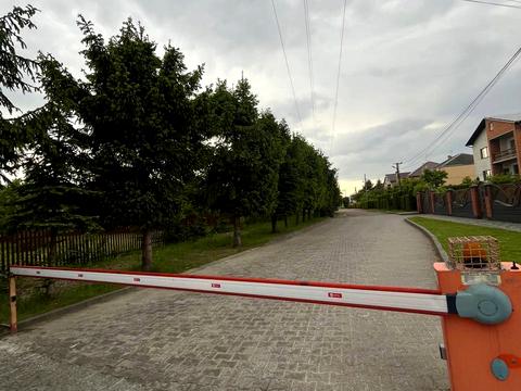 ділянка за адресою 