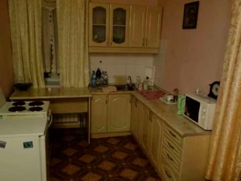 квартира за адресою с. Петропавлівська Борщагівка, Оксамитова вул., 18-Б