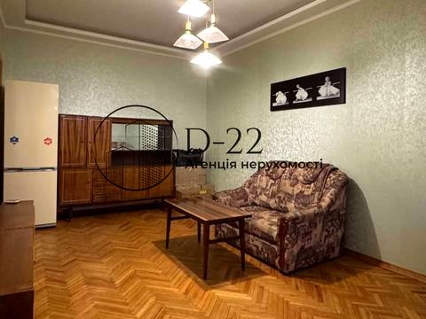 квартира по адресу Уинстона Черчилля ул. (Красноткацкая), 21/7