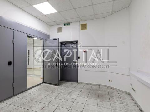 коммерческая по адресу Лесі Українки пл., 34