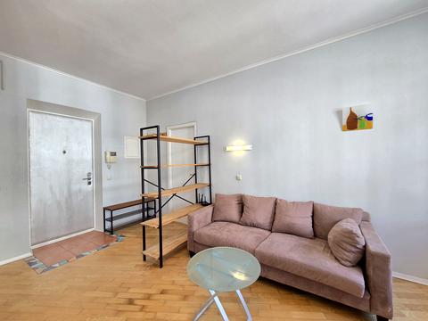 квартира за адресою Заньковецької вул., 10