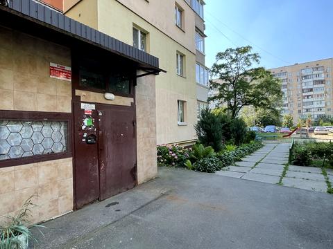 квартира по адресу Червоной Калины просп. (Владимира Маяковского), 61