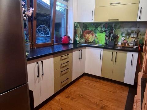 будинок за адресою Новоселів