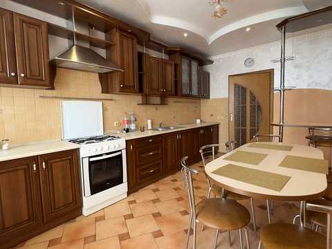 квартира по адресу Плуговая ул., 2а8