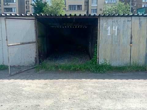 комерційна за адресою Ямська вул., 17