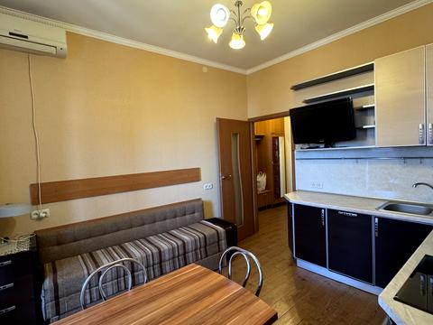 квартира за адресою Базарна вул., 5/3