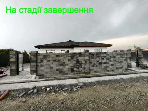 будинок за адресою Почаївська