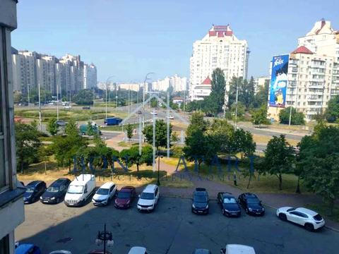 квартира по адресу Владимира Ивасюка просп. (Героїв Сталінграду), 24-А