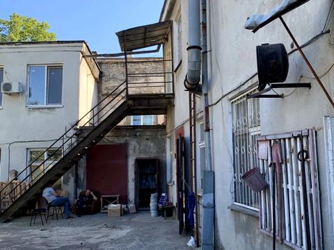 коммерческая по адресу Колонтаевская ул., 8/1