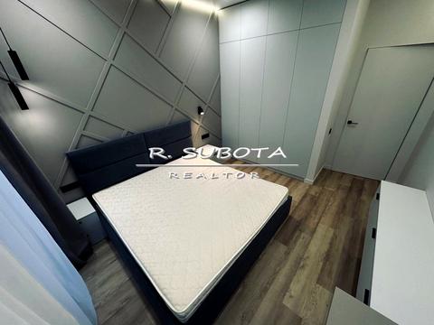 квартира по адресу 93-ї Холодноярської Бригади ул., 4а