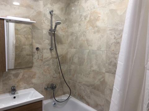квартира за адресою Ревуцького вул., 54