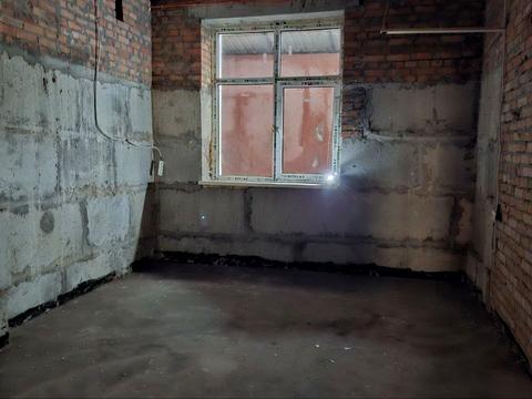 комерційна за адресою Лісова вул., 1-Б