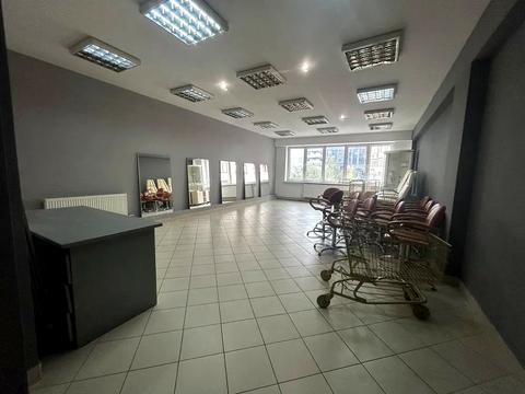 комерційна за адресою Євгена Коновальця вул. (Щорса), 36-В