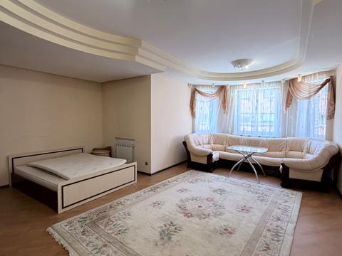 квартира по адресу Исполкомовская ул., 7