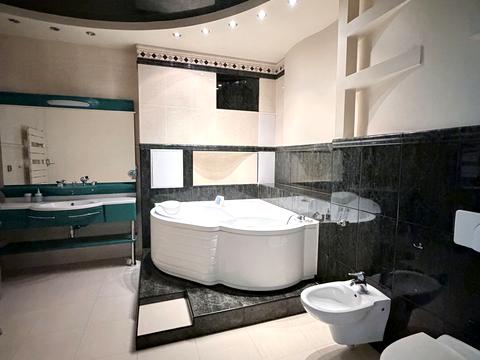 квартира по адресу Исполкомовская ул., 7