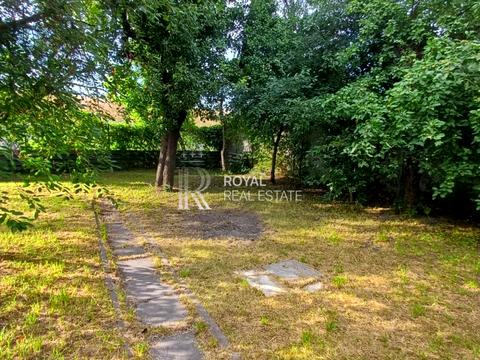 будинок за адресою Київ, Садова 24, 29