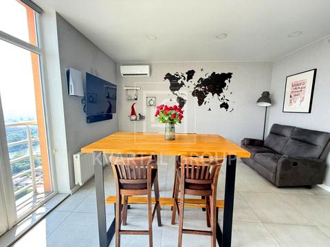 квартира за адресою Сім'ї Кульженків вул. (Петра Дегтяренка), 31-Б