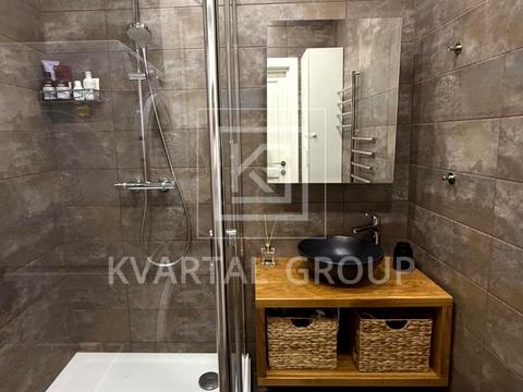 квартира за адресою Сім'ї Кульженків вул. (Петра Дегтяренка), 31-Б