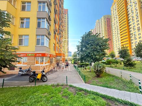 квартира за адресою Сім'ї Кульженків вул. (Петра Дегтяренка), 31-Б