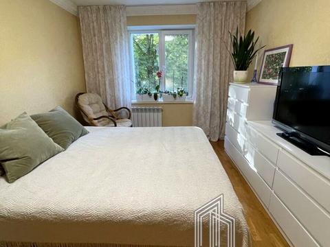 квартира за адресою Зодчих вул., 34