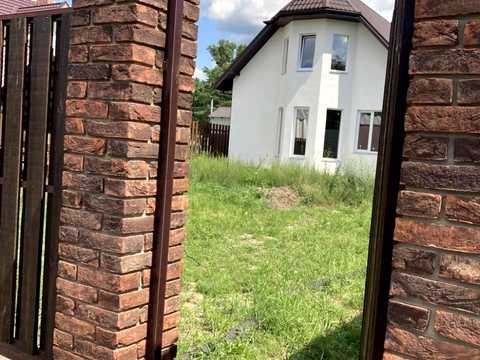 будинок за адресою лісна