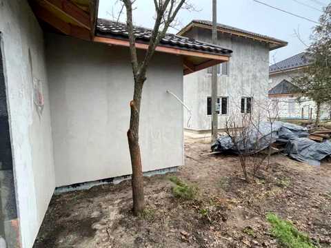 будинок за адресою 96-та Садова вул.