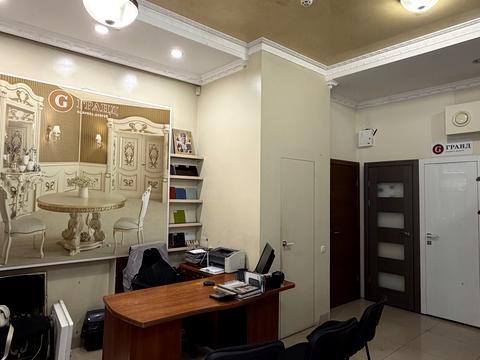 комерційна за адресою Івано-Франківськ, Бельведерська вул., 54
